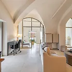 Hotel Verride Palacio Santa Catarina 5*