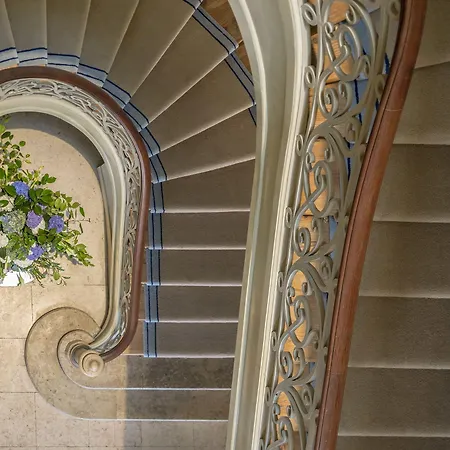 Hotel Verride Palacio Santa Catarina 5*