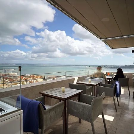 Hotell Verride Palacio Santa Catarina 5*