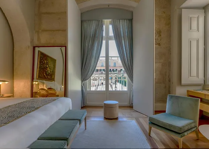 ヴェライド パラシオ サンタ カタリーナ 5* リスボン