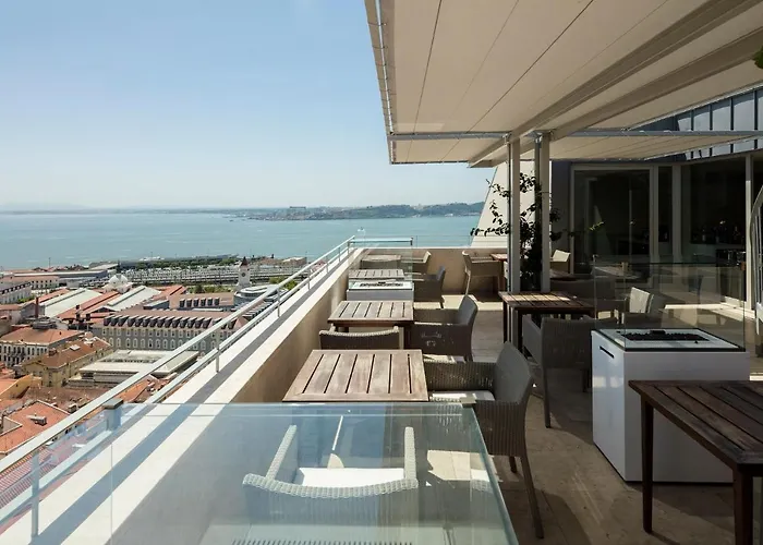 ヴェライド パラシオ サンタ カタリーナ リスボン